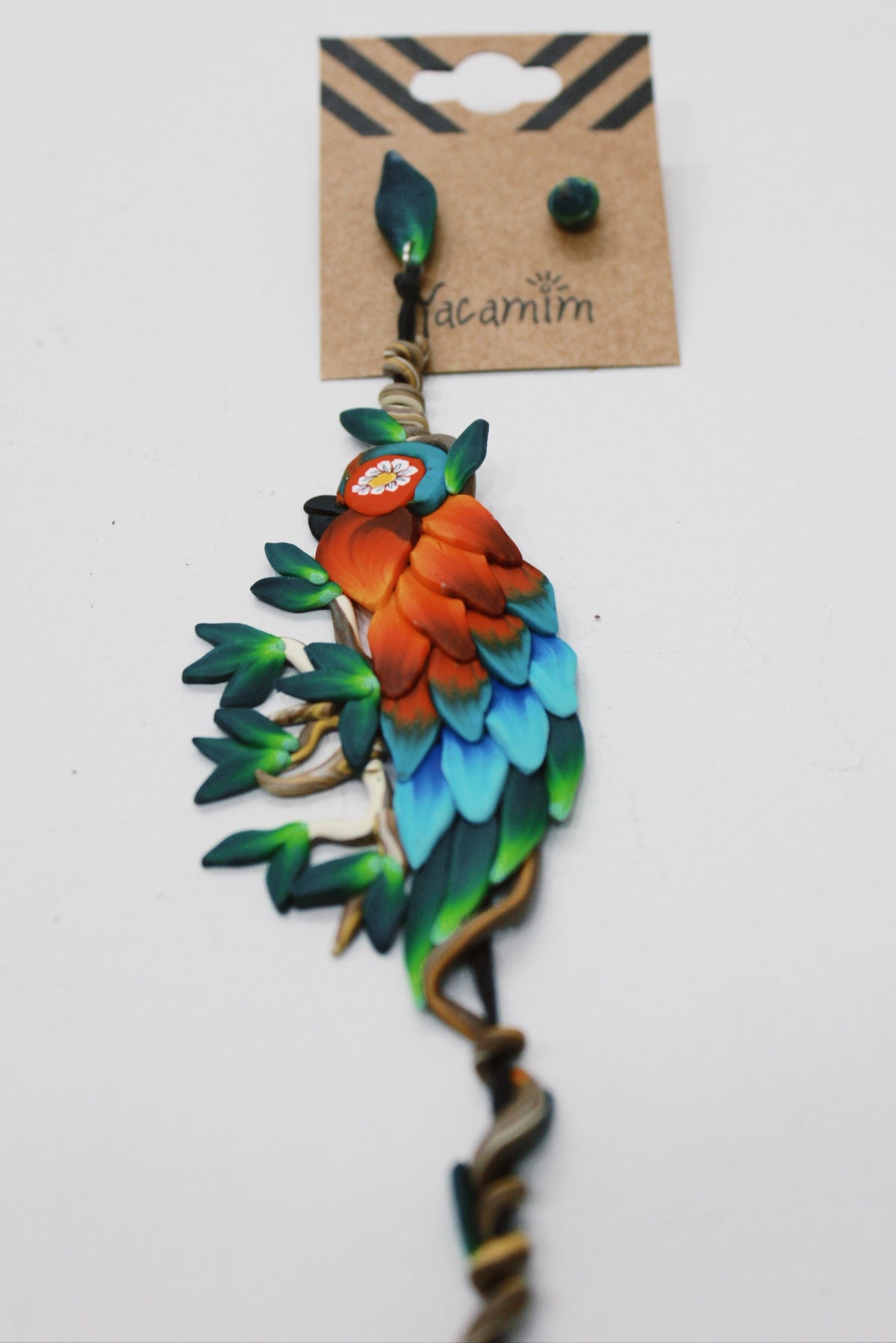 Brinco De Fimo Arara Yacamim #690