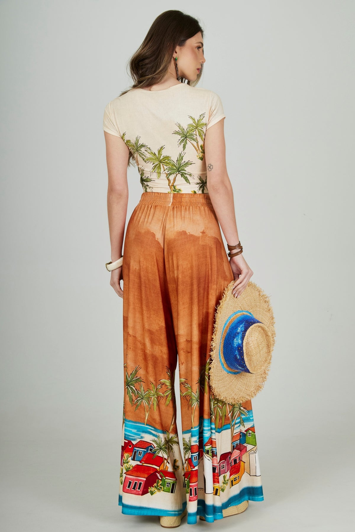 Calça Pantalona Marrom Cocada Coleção Bahêa Yacamim Q2