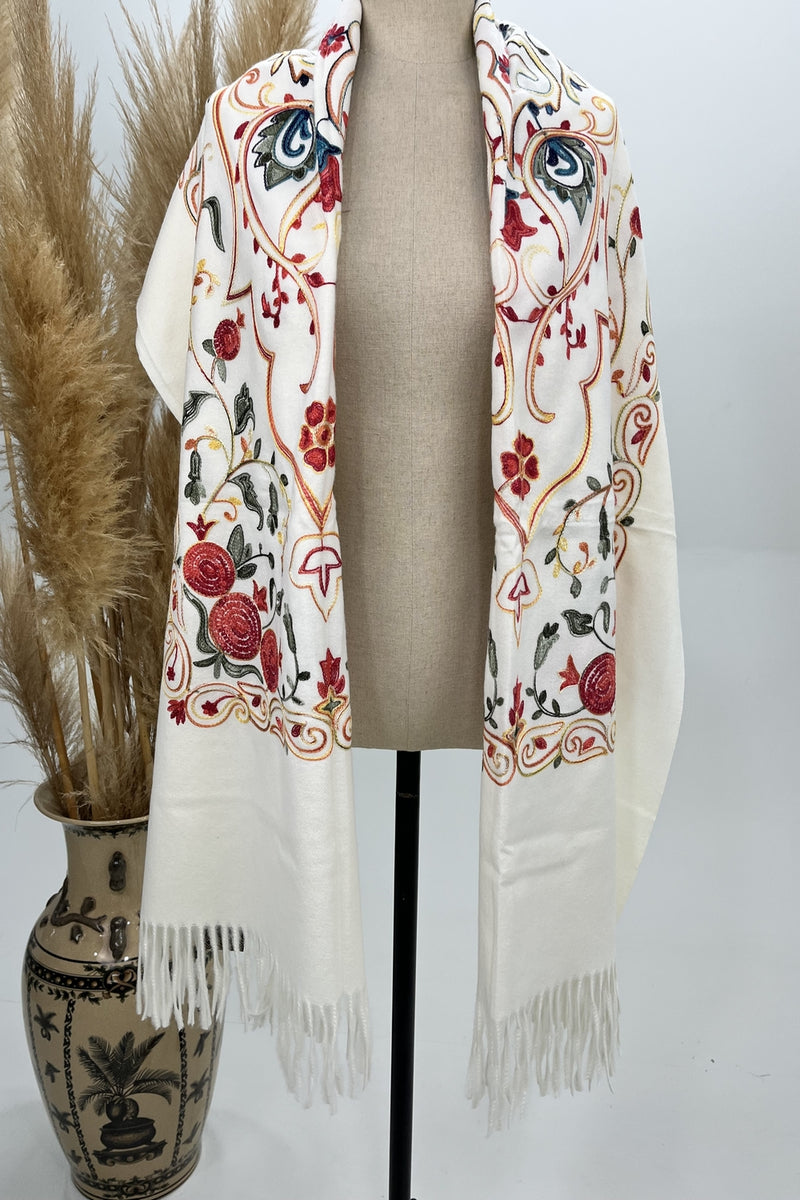 Cachecol Cashmere Off White Bordado Yacamim #236