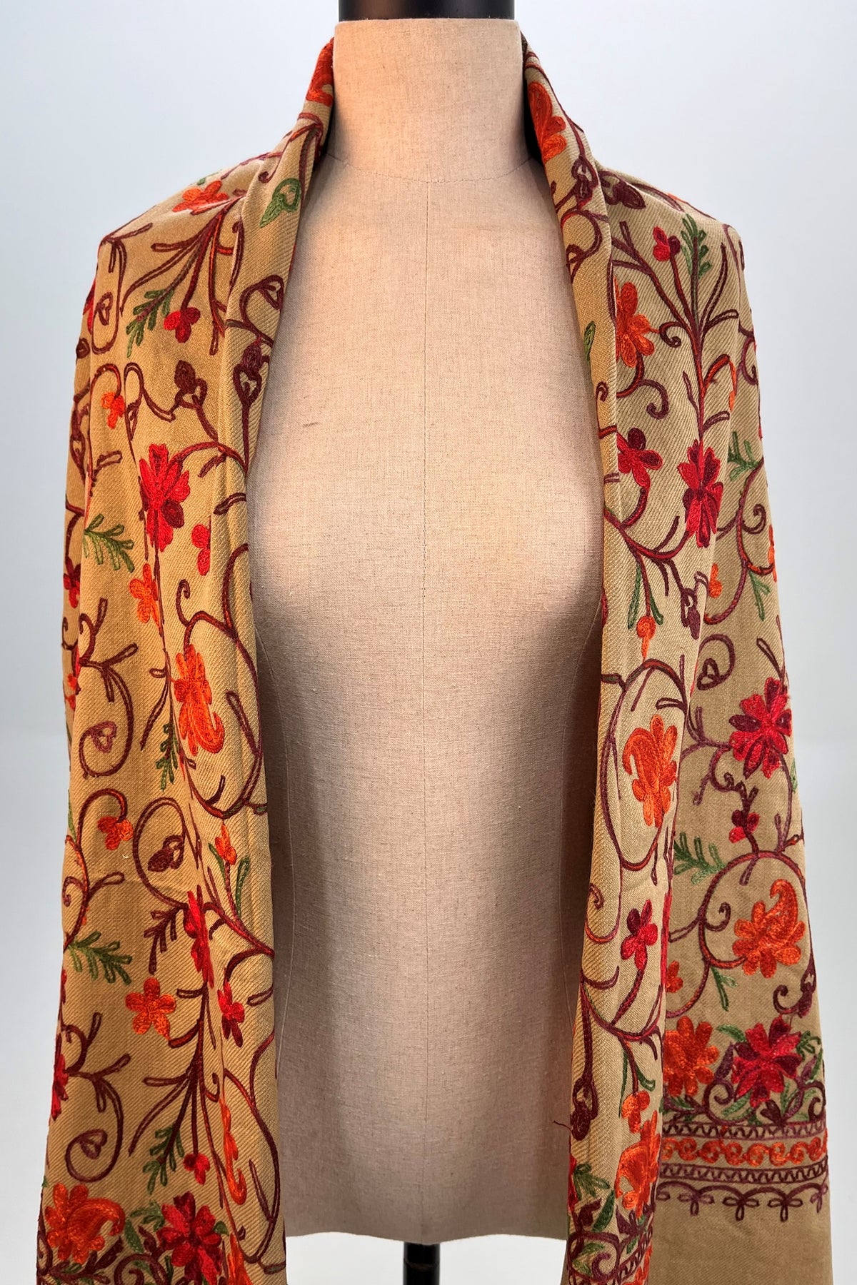 Cachecol Cashmere Marrom Claro Bordado Yacamim #334