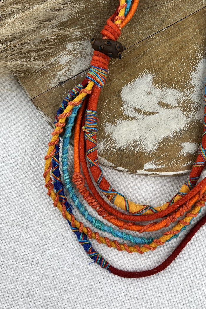 Colar Artesanal De Cordas Coloridas Yacamim #246