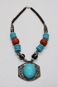 Colar Indiano Com Esferas Verdes Yacamim #637