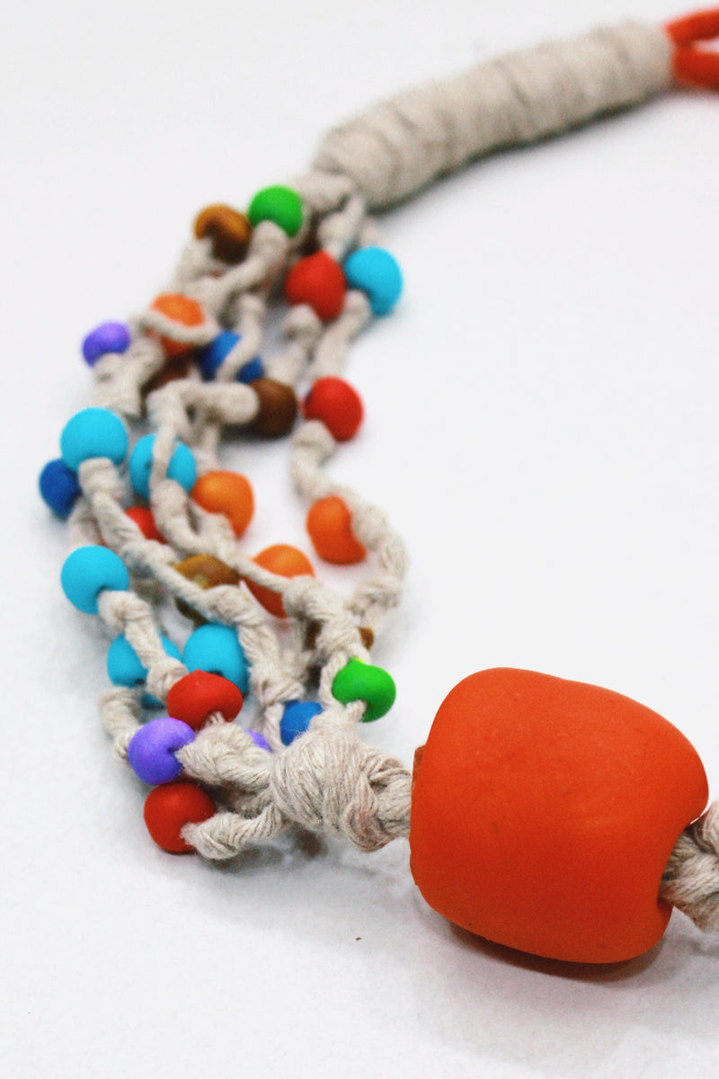 Colar Artesanal De Cordas Coloridas Com Massinhas Yacamim #423