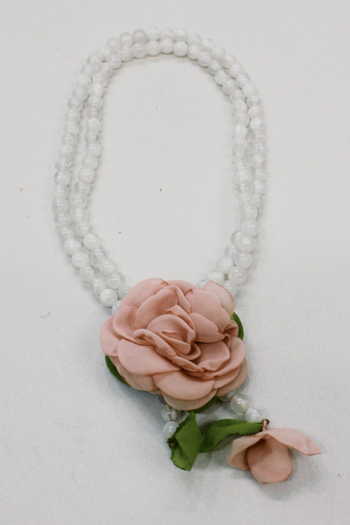 Colar Ave Maria Com Flor Rosé Yacamim #587