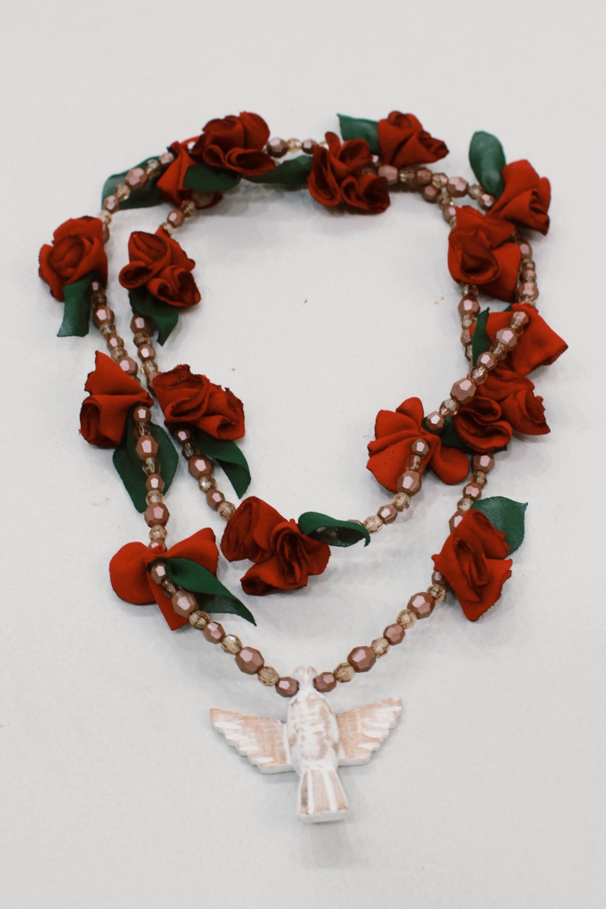 Colar Espírito Santo Flores Bordô Yacamim #593