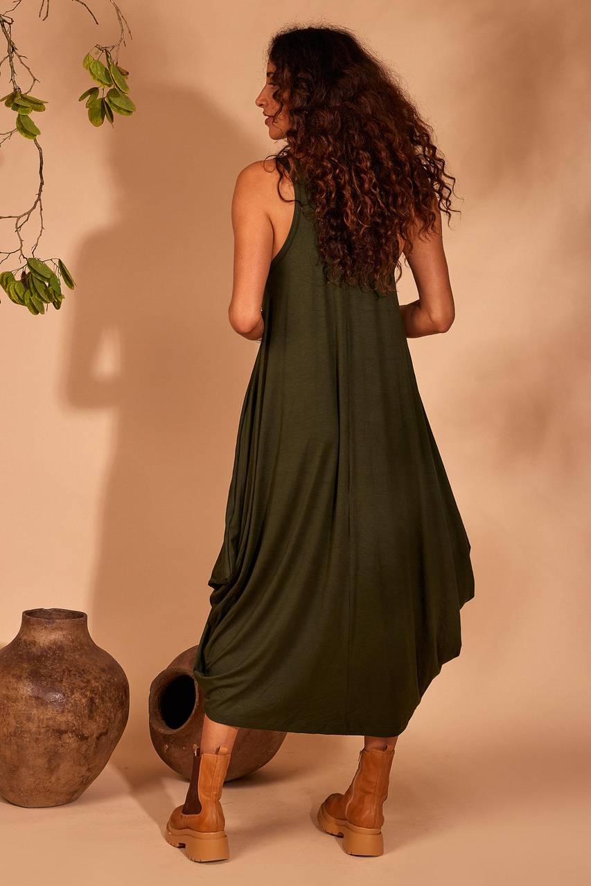 Vestido Regata Midi Com Bolsos Verde Escuro Yacamim