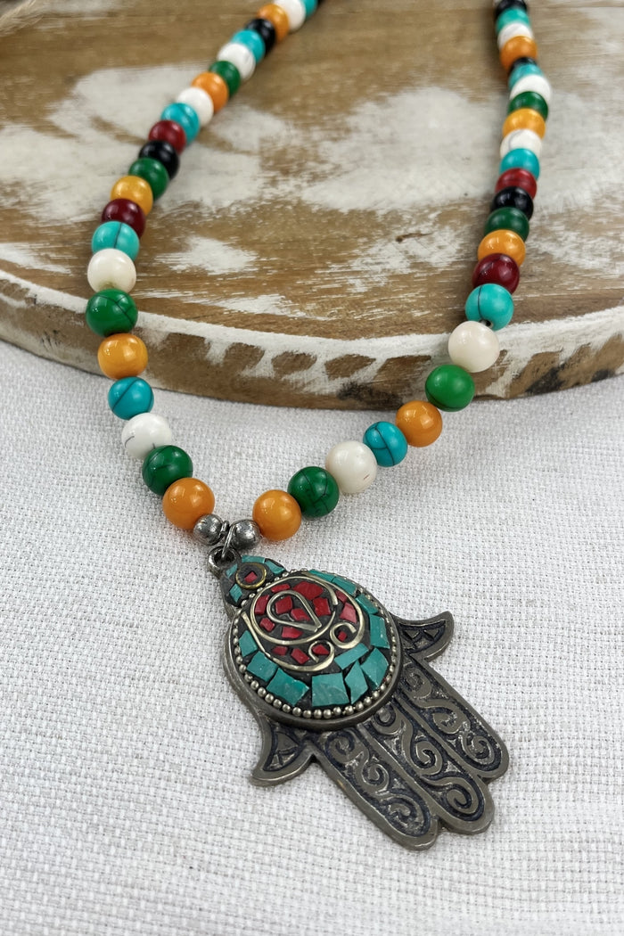 Colar Artesanal Com Pingente De Mão De Fátima Yacamim #192