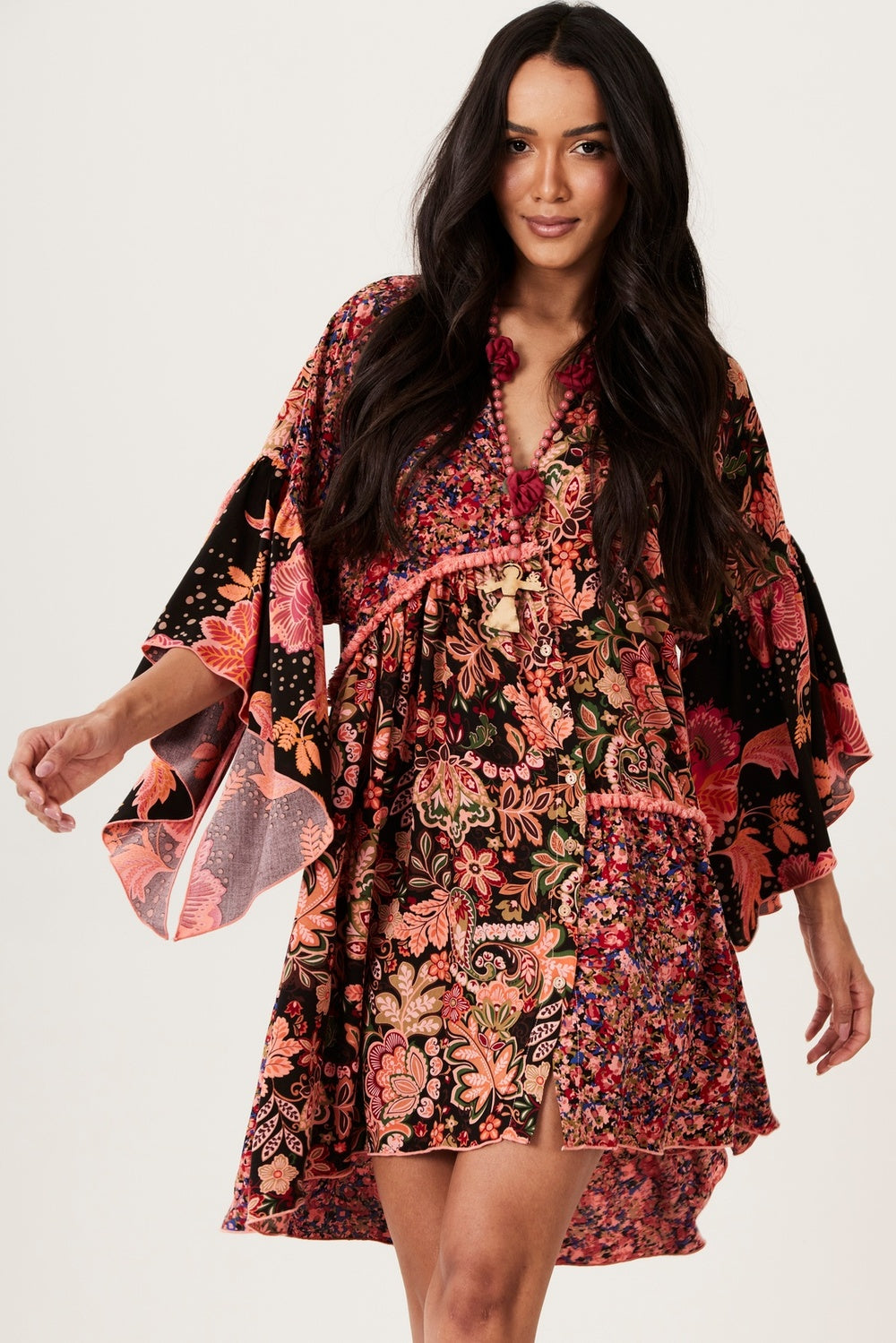 Vestido Curto Soltinho Rosa Estampado Patchwork Yacamim E19