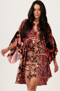 Vestido Curto Soltinho Rosa Estampado Patchwork Yacamim E19