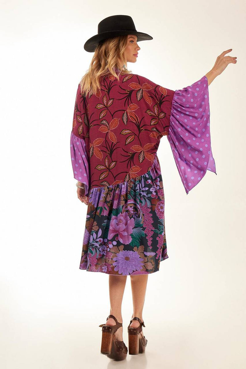 Vestido Chemise Curto Com Babados Assimétricos Patchwork Roxo Yacamim<br />
<p>
</p>