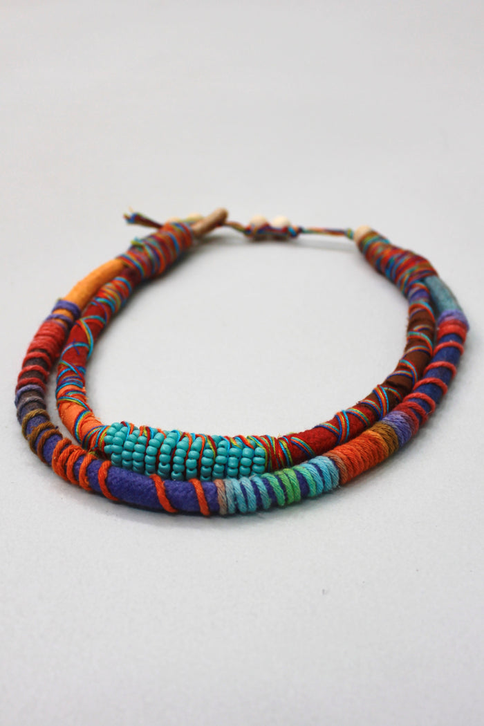 Colar Artesanal De Cordas Coloridas Yacamim #389