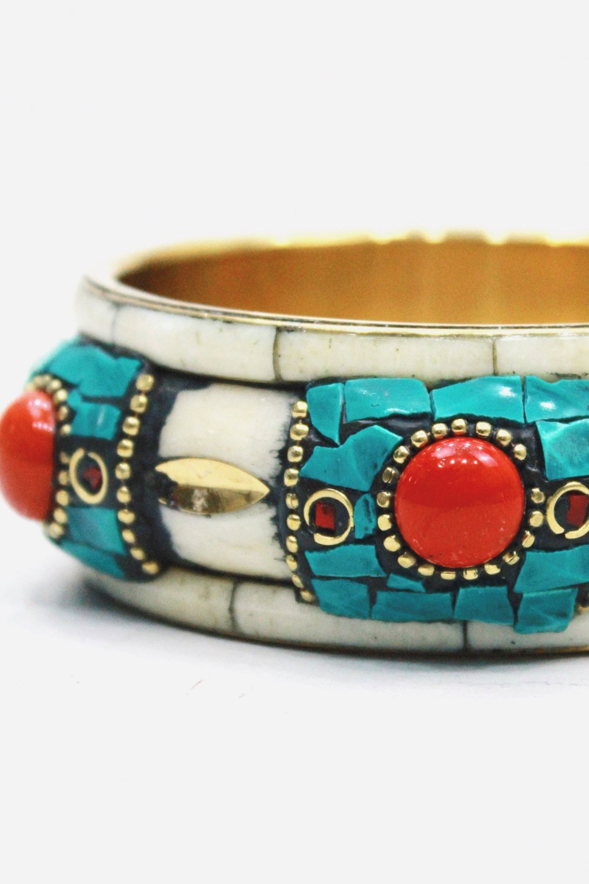 Pulseira Bracelete De Metal Com Mosaicos E Pedras Vermelhas Yacamim #456