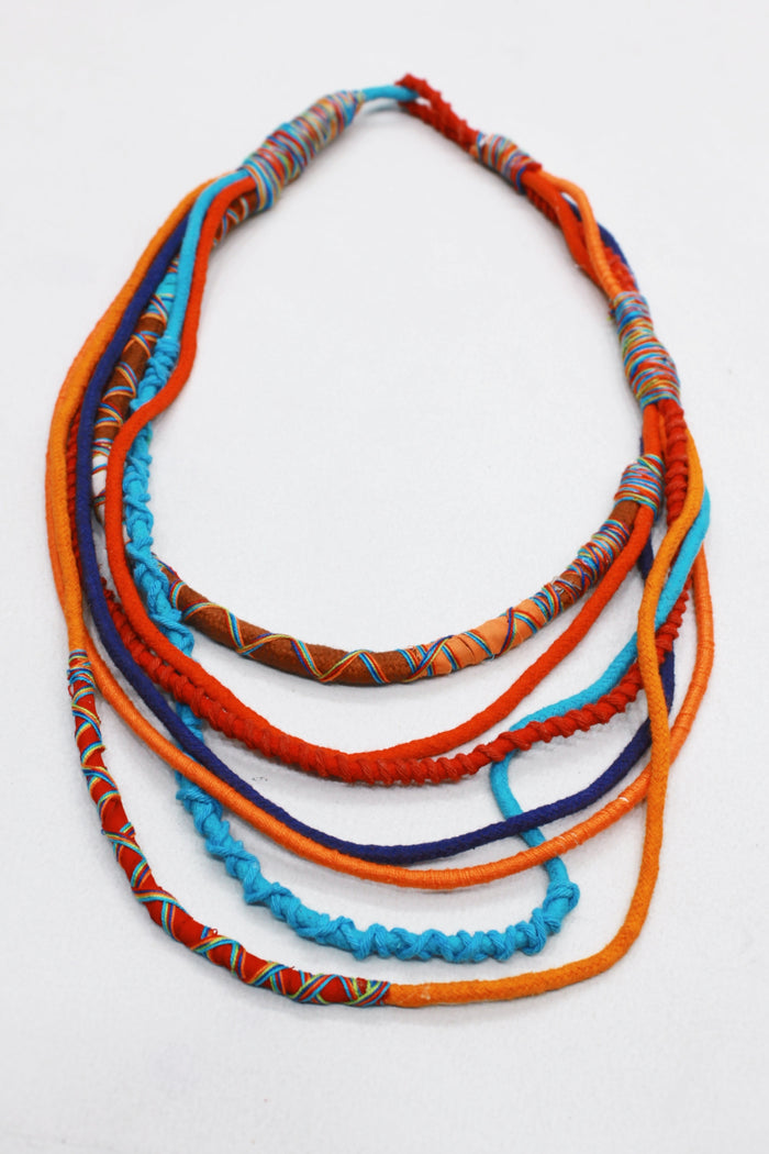 Colar Artesanal De Cordas Coloridas Yacamim #572