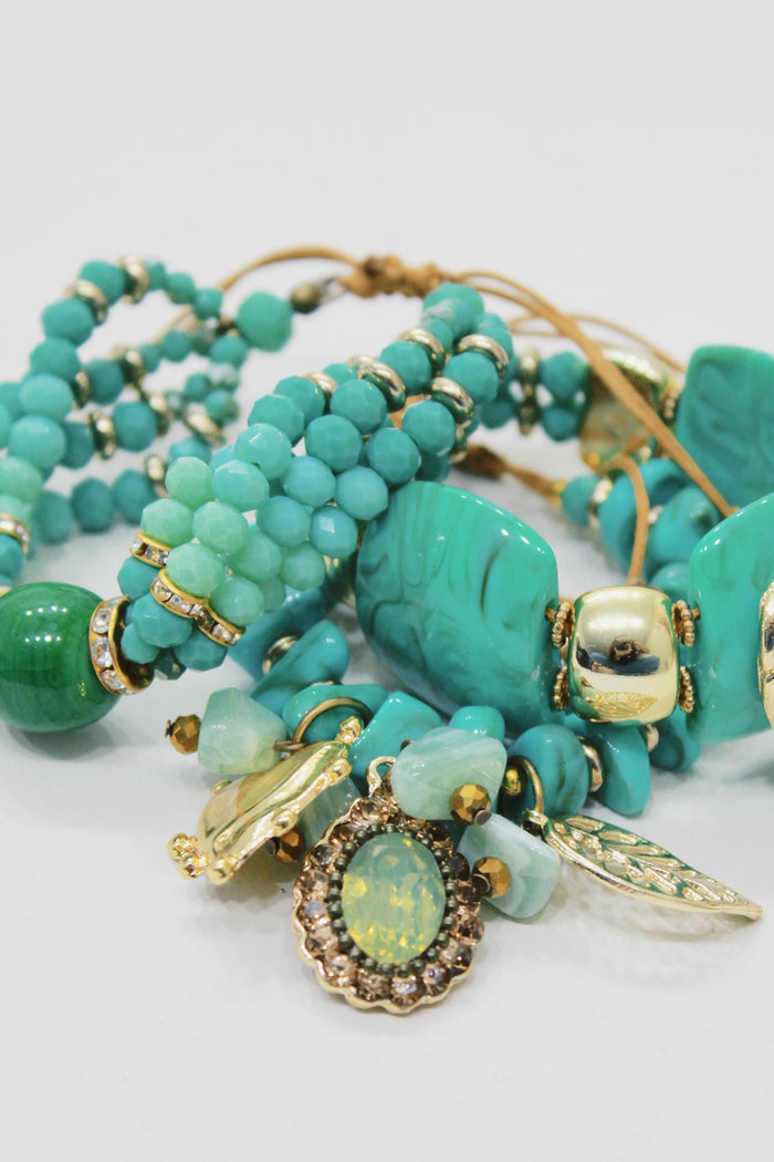 Kit De Pulseiras Com Mix De Pingentes Yacamim #708