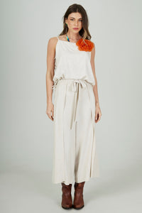 Calça Pantacourt Viscolinho Com Sobreposto Bege Yacamim H4