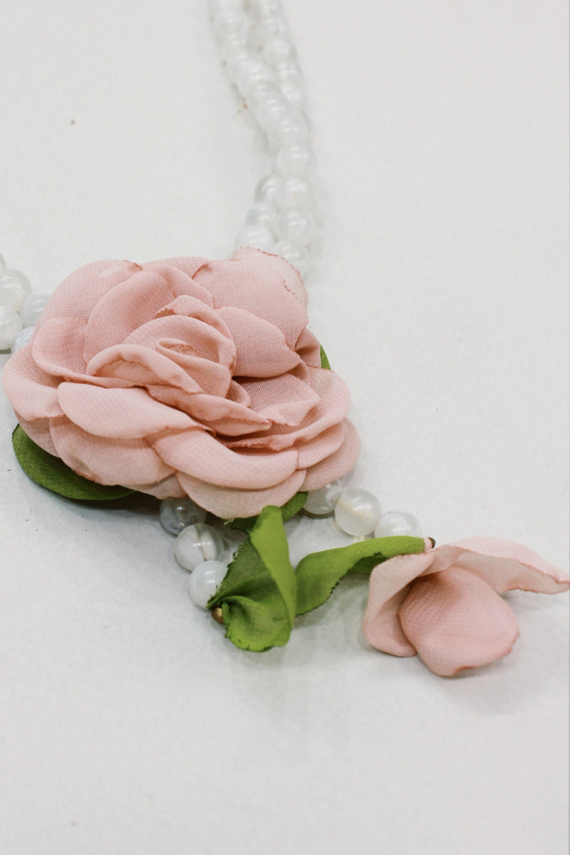 Colar Ave Maria Com Flor Rosé Yacamim #587