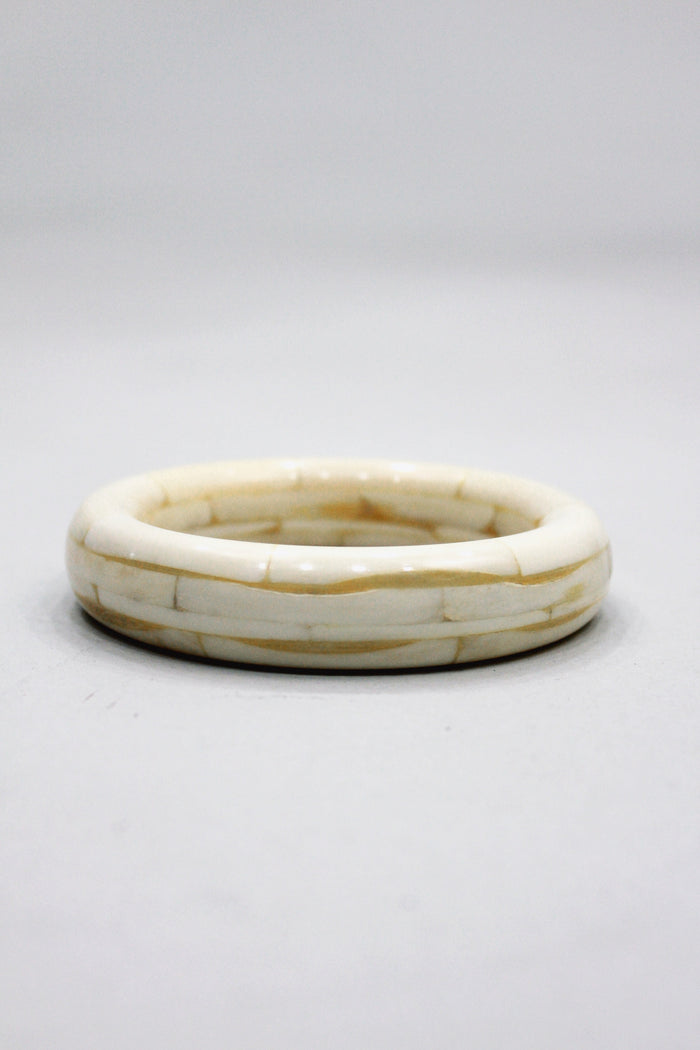 Pulseira Bracelete Arredondado Bege Yacamim #453