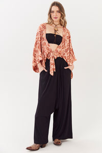 Calça Saruel Com Bolsos Preto Yacamim I10