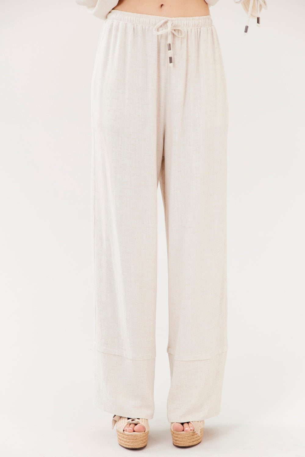 Calça De Viscolinho Bege Yacamim A21