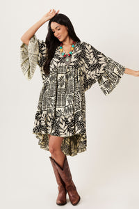 Vestido Curto Com Mangas 3/8 Verde Oliva Estampado Yacamim C8