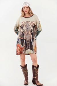 Bata Ampla Com Pedrinhas Estampa Elefante Indiano Bege Yacamim B21