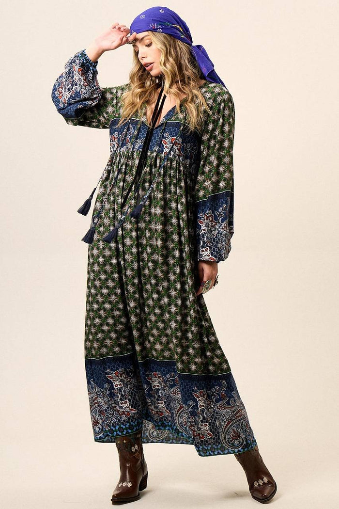 Vestido Longo Com Mangas Bufantes Verde Patchwork Estampa Paisley Yacamim