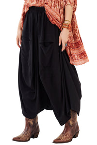 Calça Pantacourt Saruel Com Bolsões Preto Yacamim G7