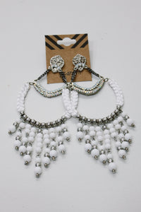 Brinco Artesanal De Miçangas Branco Yacamim #681