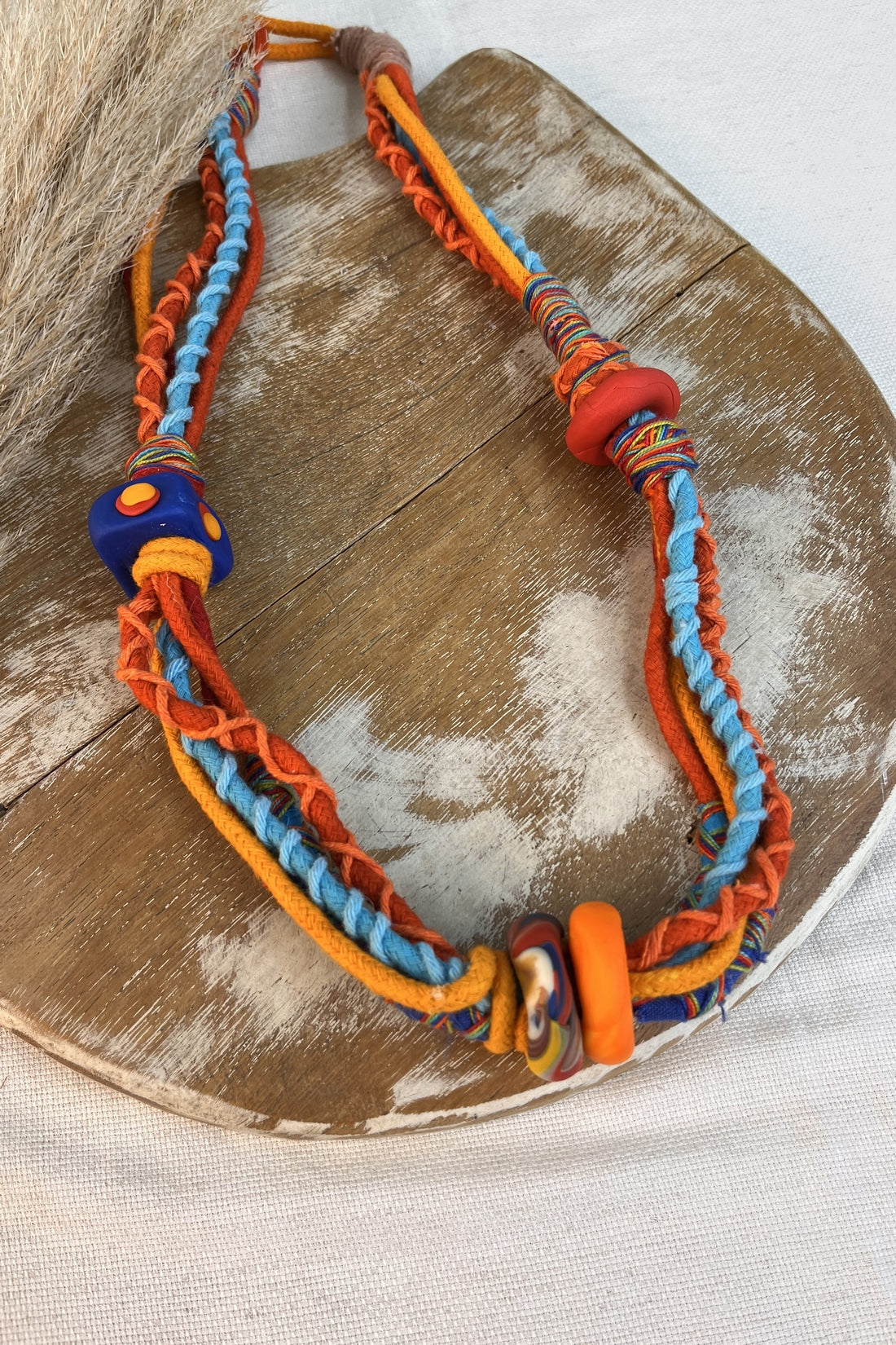 Colar Artesanal De Cordas Coloridas Yacamim #306