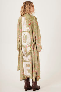 Kimono Longo Verde Oliva Estampa Love Yacamim J10