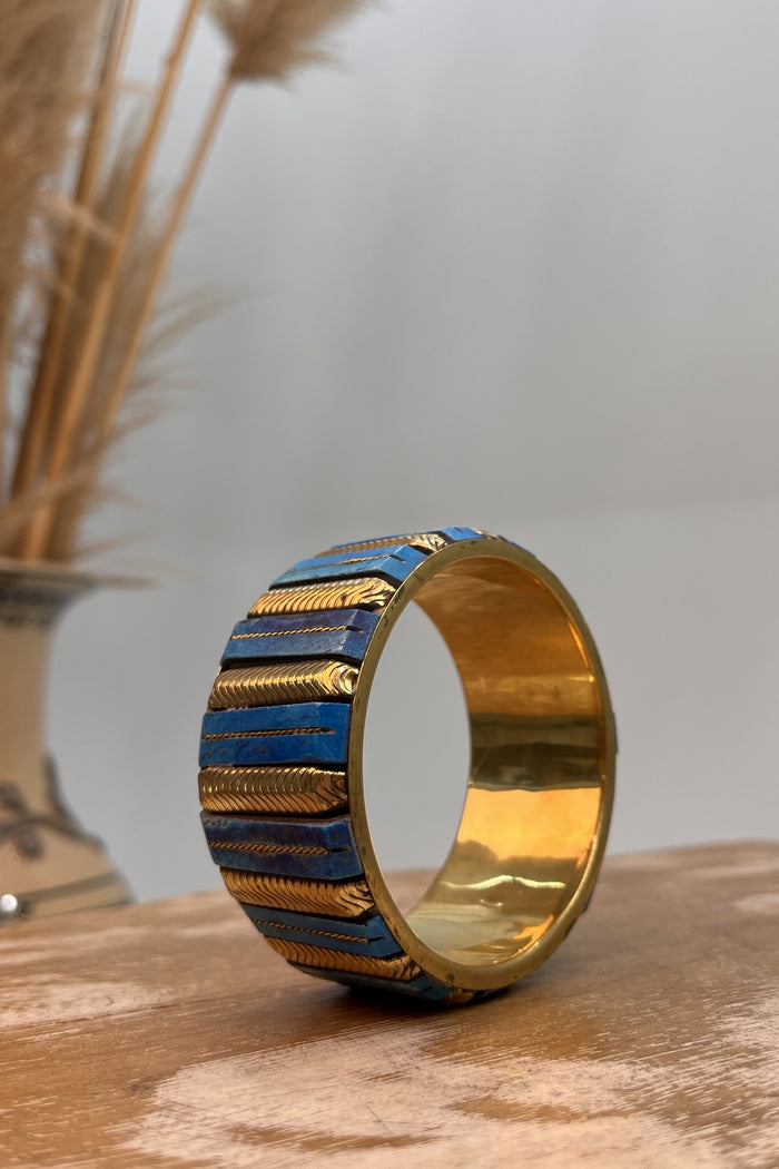 Pulseira Bracelete De Metal Com Detalhes Azuis Yacamim #272