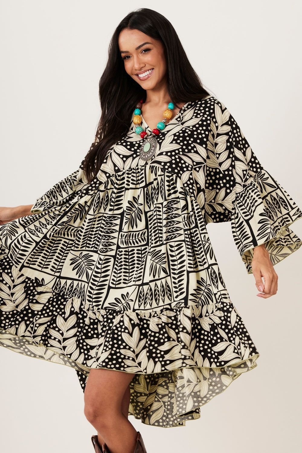 Vestido Curto Com Mangas 3/8 Verde Oliva Estampado Yacamim C8