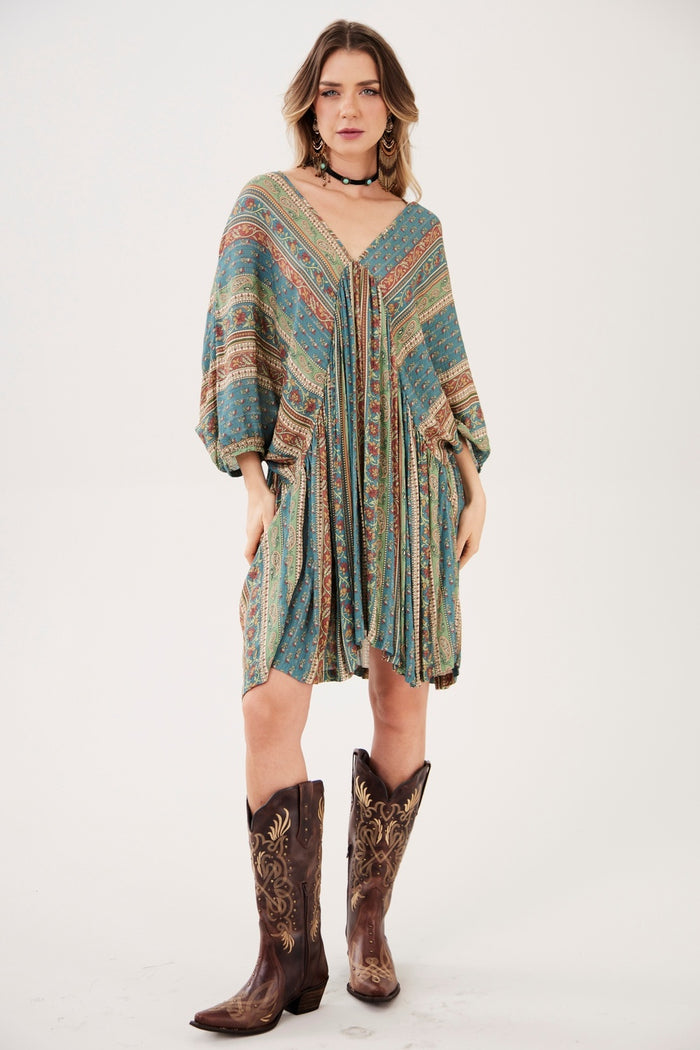 Vestido Curto Decote Em V Verde Listrado Estampado Yacamim C7