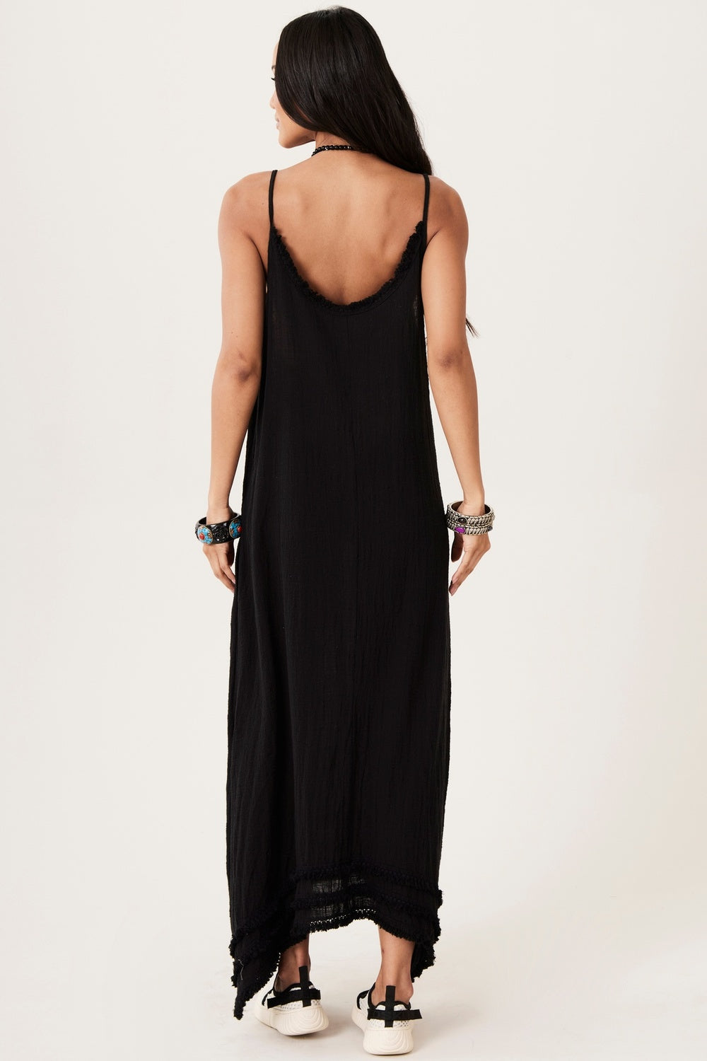 Vestido Midi Gaze Marrakesh Preto Yacamim E6