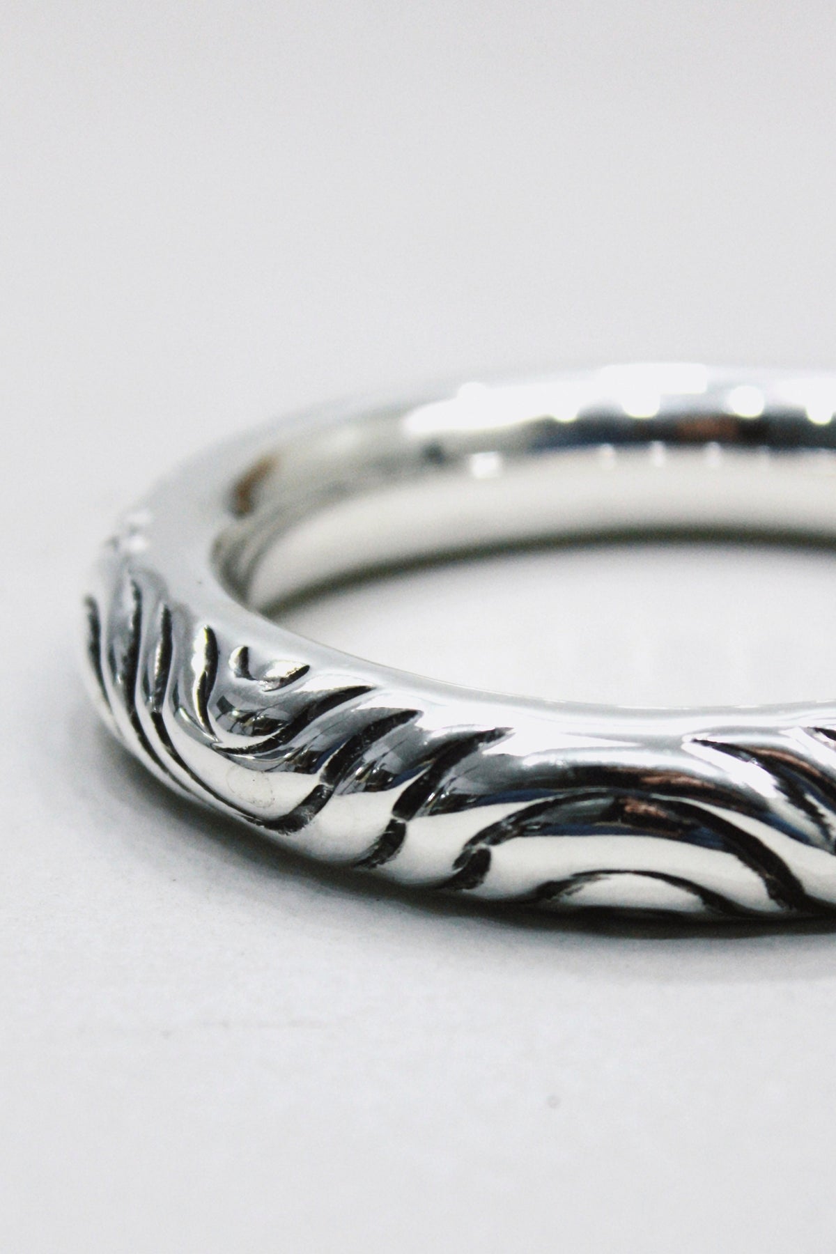 Pulseira Bracelete De Metal Trabalhado Yacamim #461