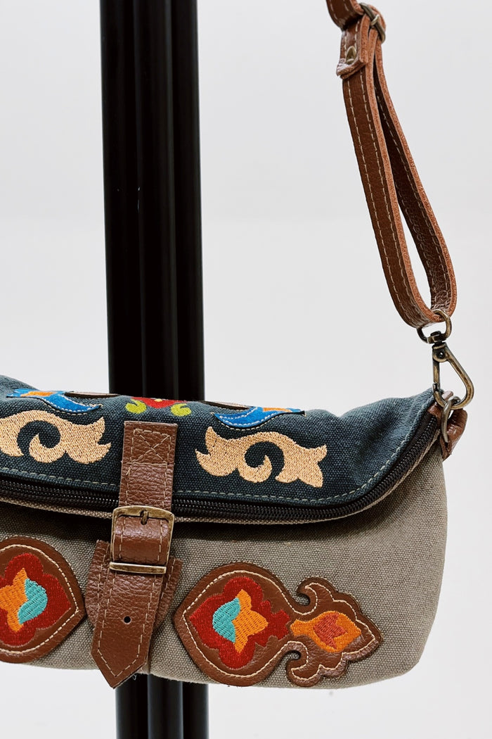 Bolsa Pochete De Lona Artesanal Yacamim #774