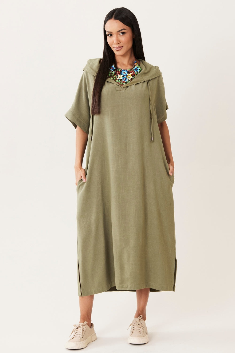 Vestido Midi De Viscolinho Com Capuz Verde Militar Yacamim E1