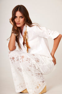 Calça Flare Broderie Com Forro Branca Yacamim I9