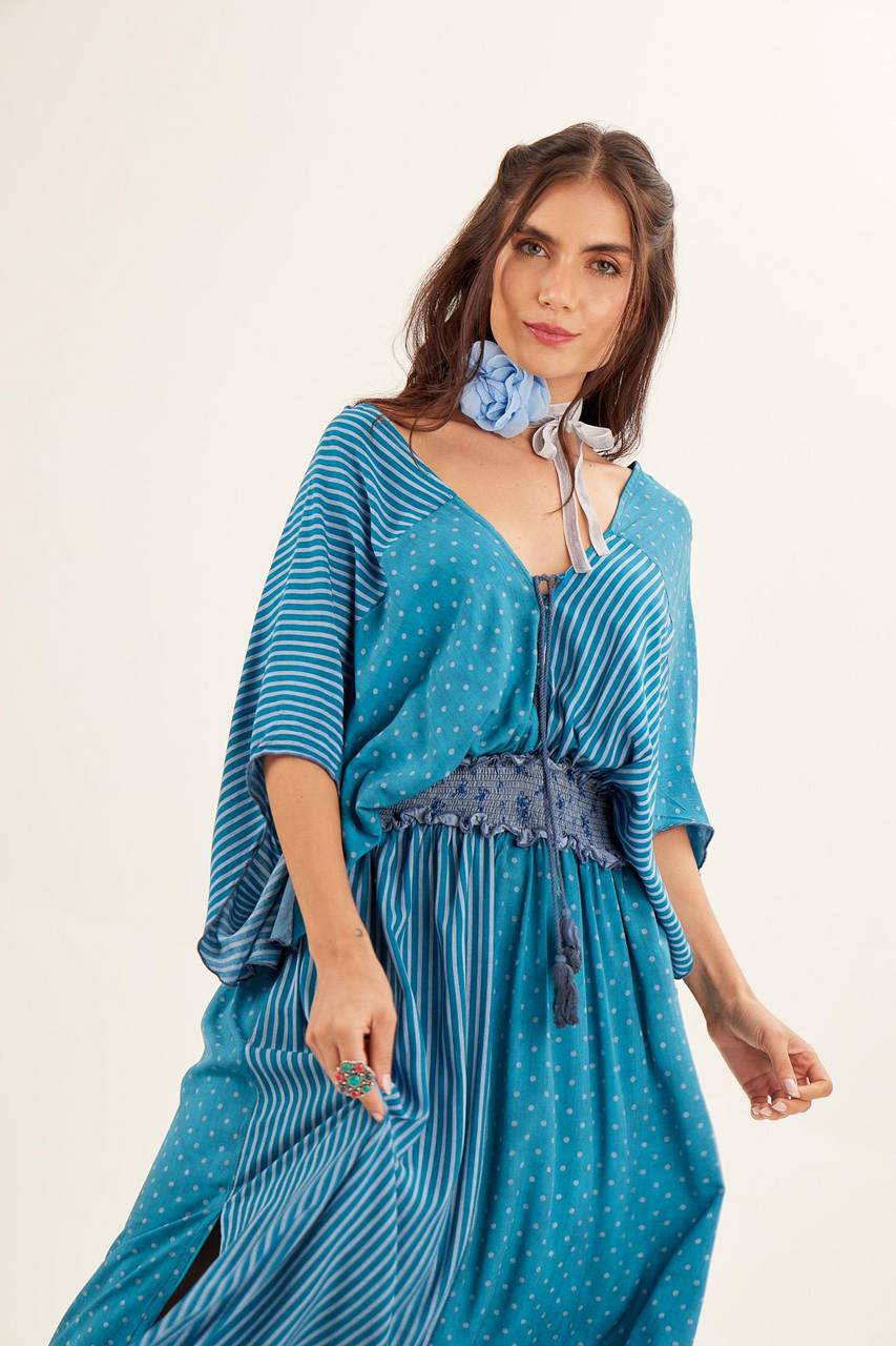 Vestido Longo Com Decote Em V Ombro A Ombro Azul Patchwork Yacamim