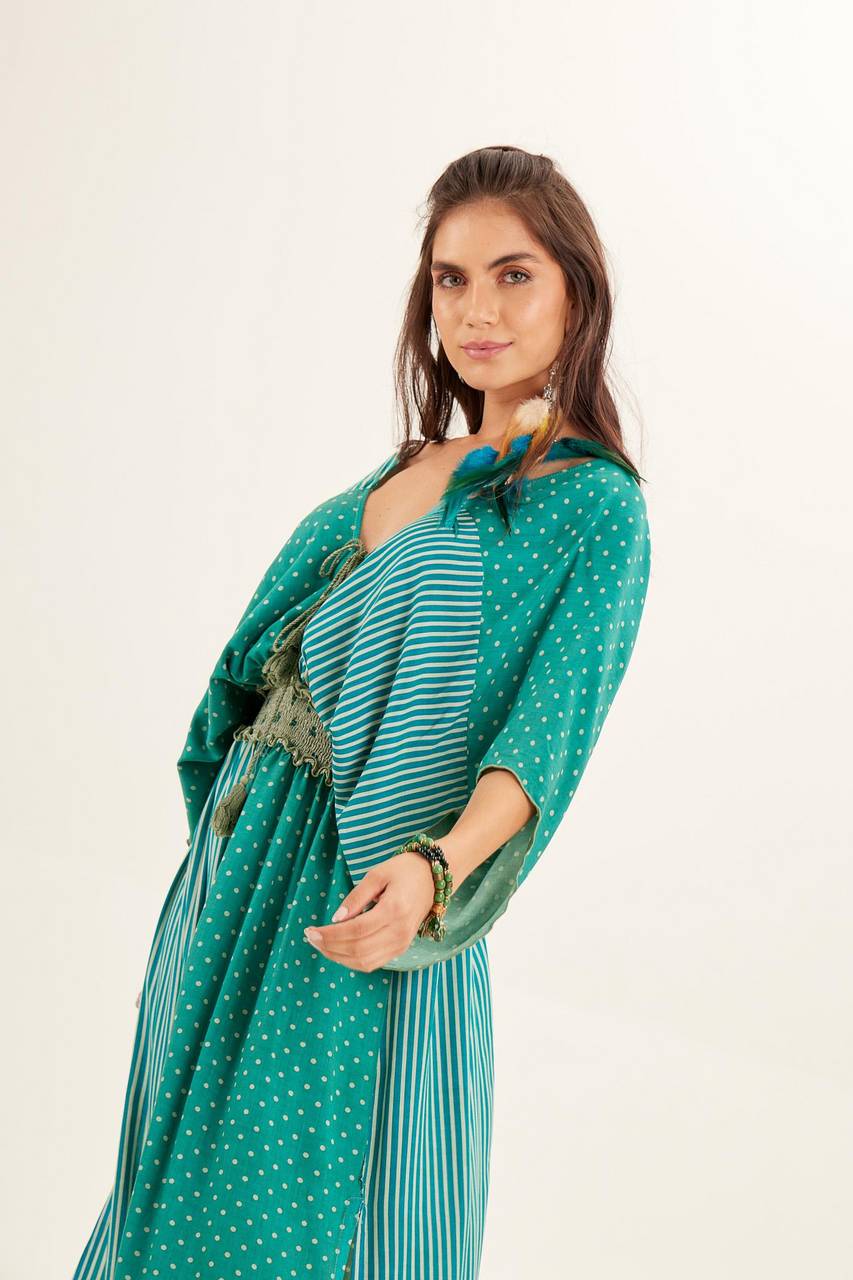 Vestido Longo Com Decote Em V Ombro A Ombro Verde Patchwork Yacamim