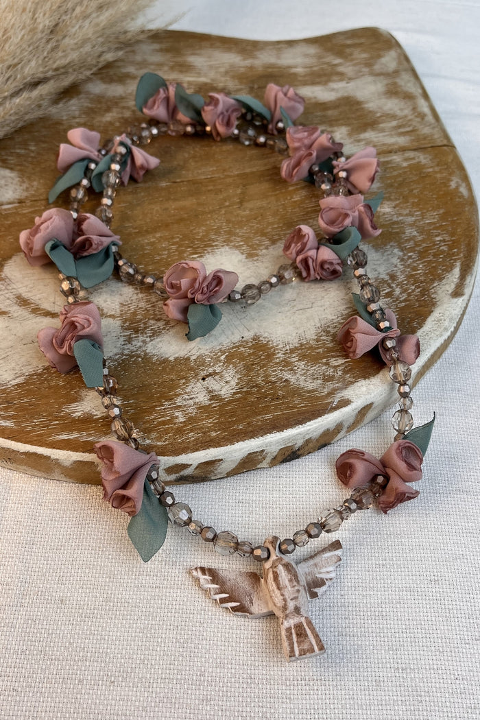 Colar Espírito Santo Flores Rosé Yacamim #290