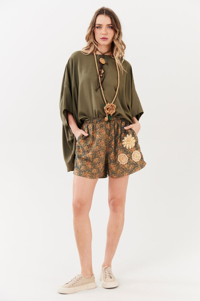 Bata Ampla Verde Musgo Yacamim B31