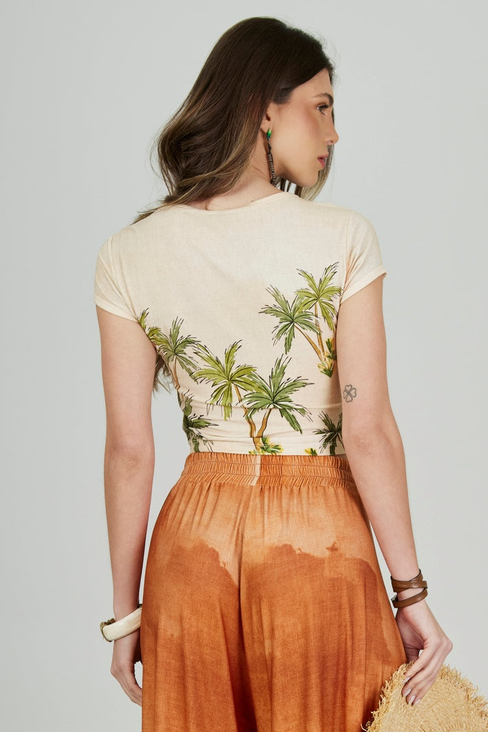Blusa Cropped Bege Cocada Coleção Bahêa Yacamim Q2