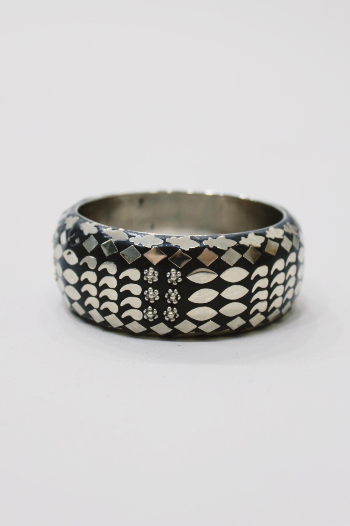 Pulseira Bracelete Largo De Cerâmica Com Metais Yacamim #757