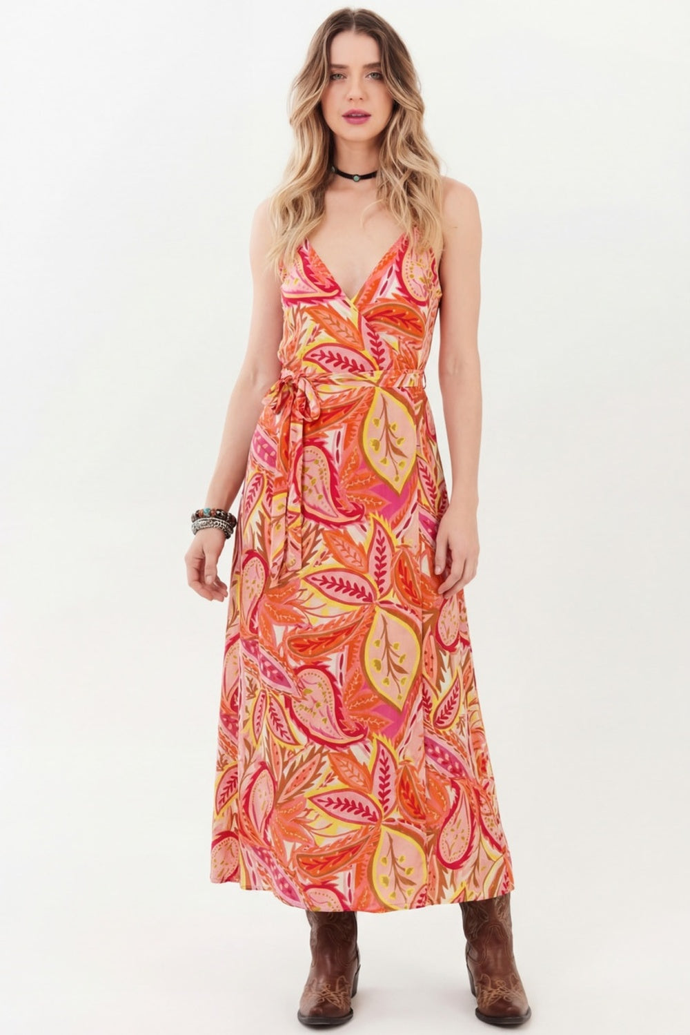 Vestido Midi Transpassado Rosa Yacamim C22