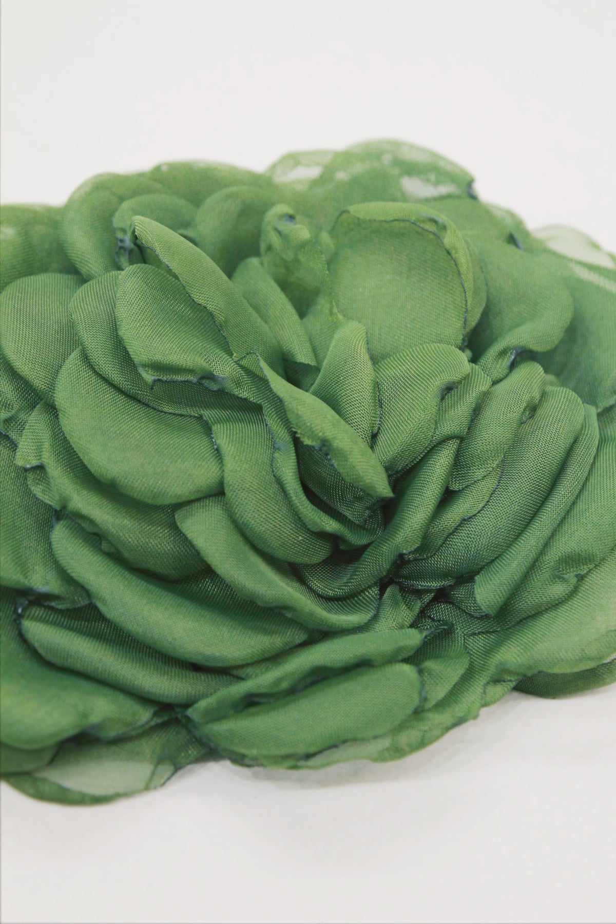 Presilha De Cabelo Flor De Tule Verde Yacamim #607