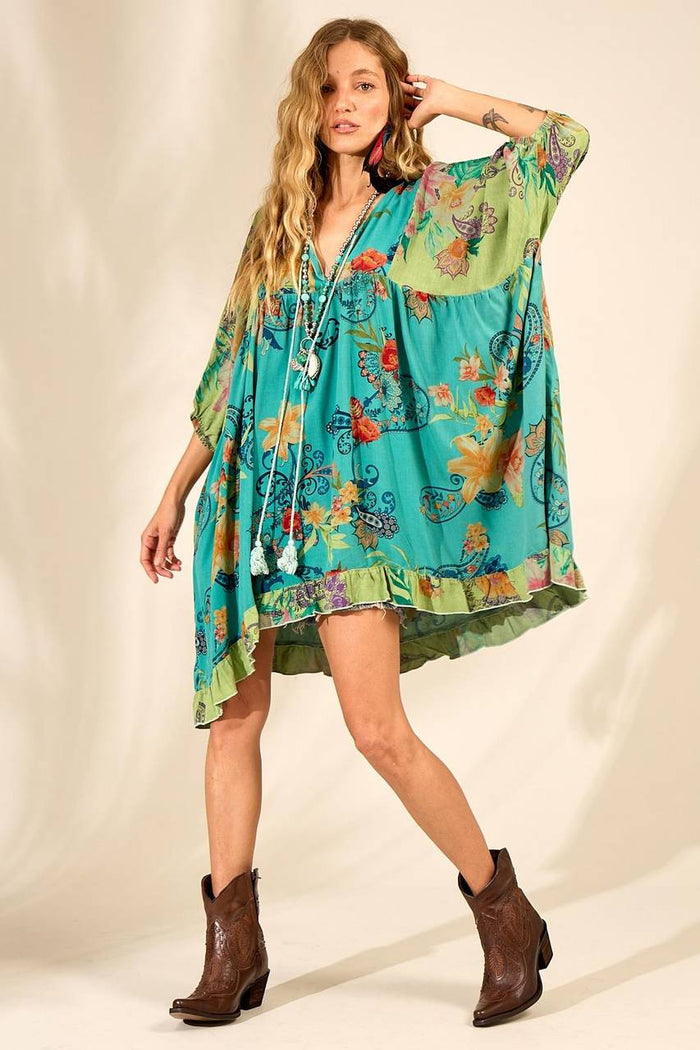 Vestido Curto Amplo Com Decote Em V Verde Patchwork Yacamim