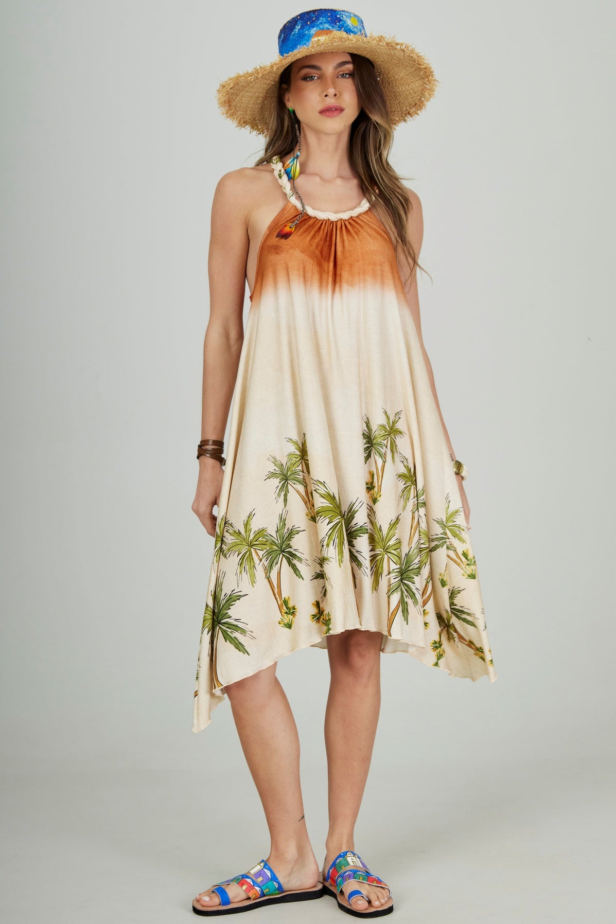 Vestido Curto Bege Coqueiros Coleção Bahêa Yacamim Q6