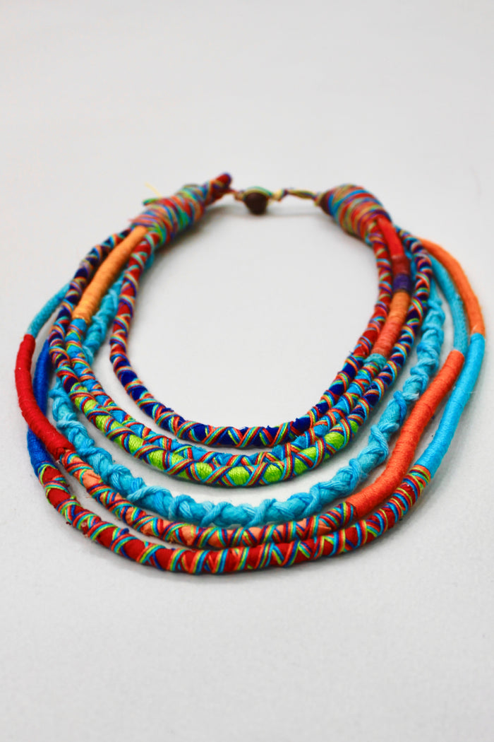 Colar Artesanal De Cordas Coloridas Yacamim #382