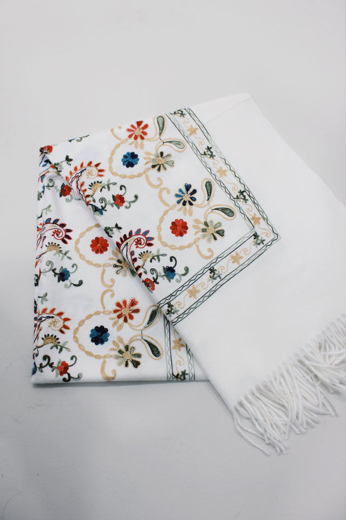 Cachecol Cashmere Branca Yacamim #727